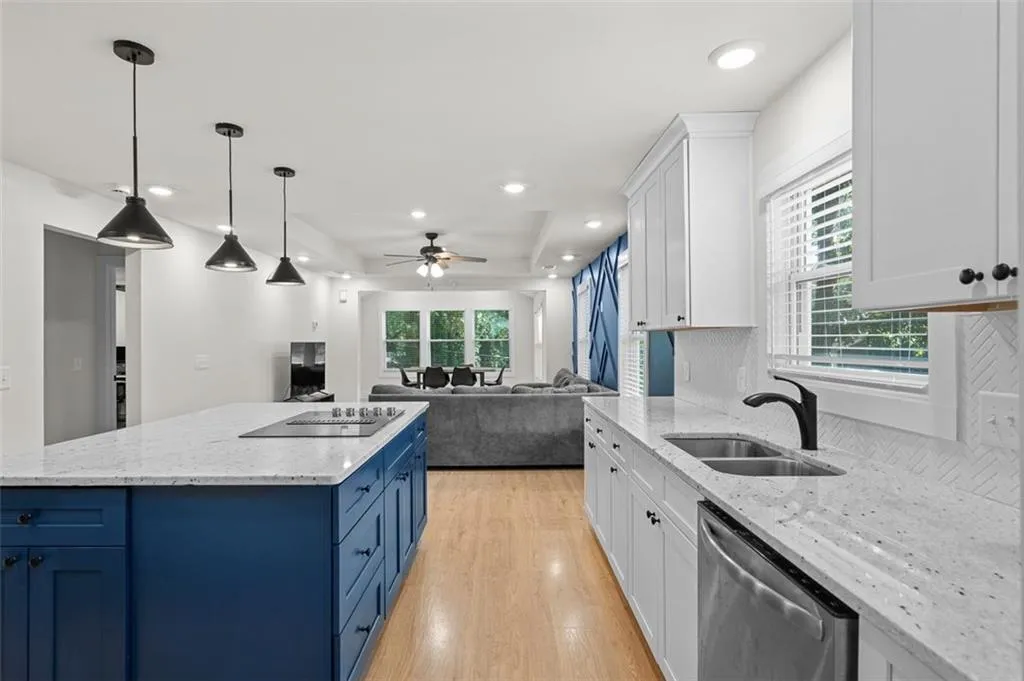 1422 Kennesaw Drive Nw, Atlanta, Georgia 30318, 3 Bedrooms Bedrooms, ,2 BathroomsBathrooms,Residential,For Sale,1422 Kennesaw Drive Nw,7635716