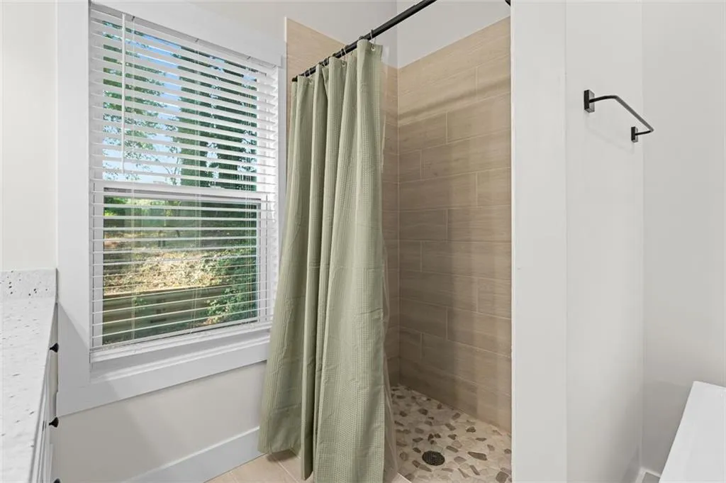 1422 Kennesaw Drive Nw, Atlanta, Georgia 30318, 3 Bedrooms Bedrooms, ,2 BathroomsBathrooms,Residential,For Sale,1422 Kennesaw Drive Nw,7635716