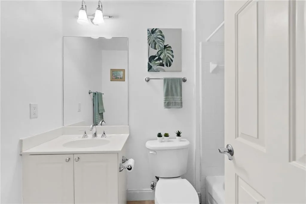 Terrace Level - Full Bathroom with vanity and bathing tub / shower combination