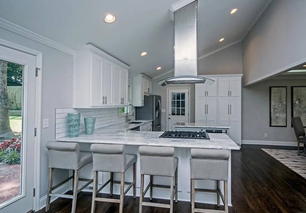 7195 Dunhill Terrace, Sandy Springs, Georgia 30328, 4 Bedrooms Bedrooms, ,3 BathroomsBathrooms,Residential,Sold,7195 Dunhill Terrace,5881697