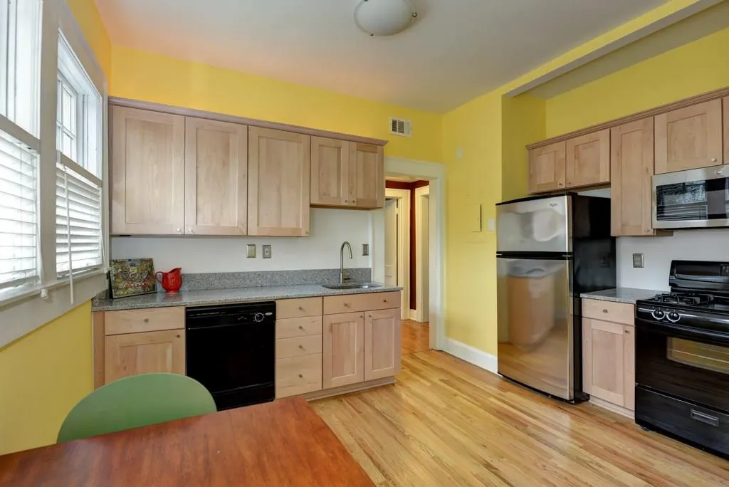 907 Piedmont Avenue Ne Unit 5, Atlanta, Georgia 30309, 1 Bedroom Bedrooms, ,1 BathroomBathrooms,Residential,Sold,907 Piedmont Avenue Ne Unit 5,5627356