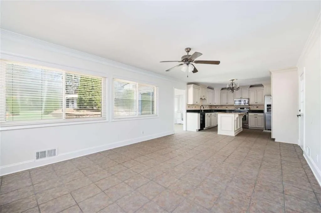 620 Spalding Drive, Sandy Springs, Georgia 30328, 3 Bedrooms Bedrooms, ,2 BathroomsBathrooms,Residential,For Sale,620 Spalding Drive,7743671