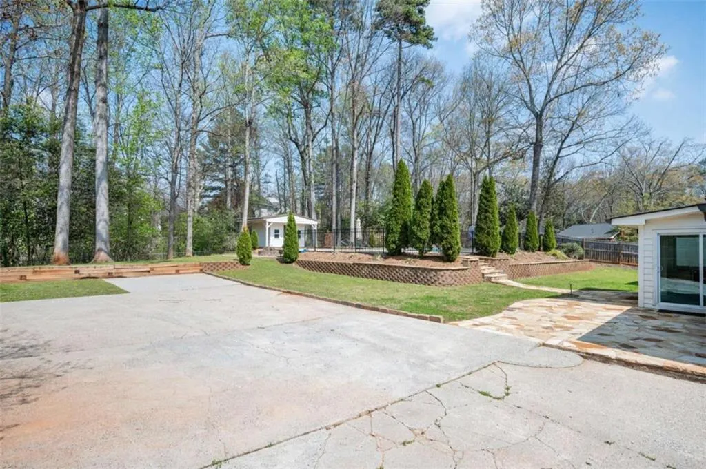 620 Spalding Drive, Sandy Springs, Georgia 30328, 3 Bedrooms Bedrooms, ,2 BathroomsBathrooms,Residential,For Sale,620 Spalding Drive,7743671