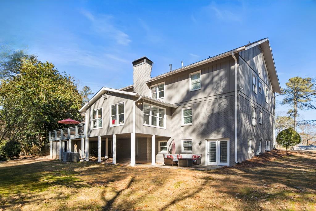 8135 Winged Foot Drive NE, Sandy Springs, Georgia 30350, 6 Bedrooms Bedrooms, ,5 BathroomsBathrooms,Residential,Sold,8135 Winged Foot Drive NE,7307959