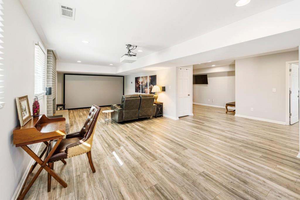 8135 Winged Foot Drive NE, Sandy Springs, Georgia 30350, 6 Bedrooms Bedrooms, ,5 BathroomsBathrooms,Residential,Sold,8135 Winged Foot Drive NE,7307959