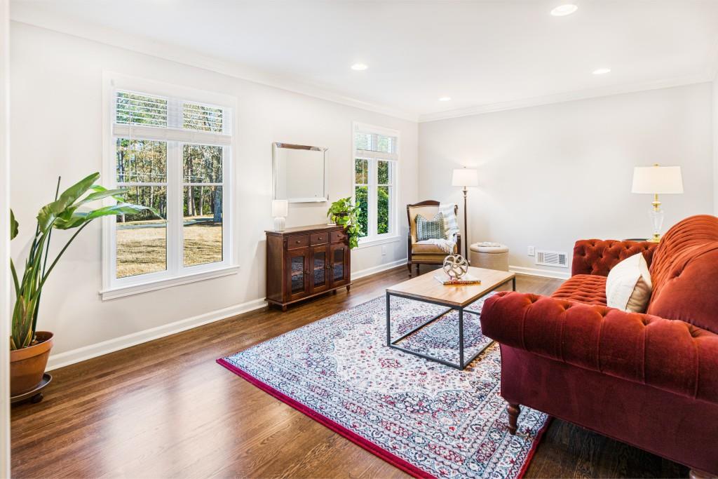 8135 Winged Foot Drive NE, Sandy Springs, Georgia 30350, 6 Bedrooms Bedrooms, ,5 BathroomsBathrooms,Residential,Sold,8135 Winged Foot Drive NE,7307959