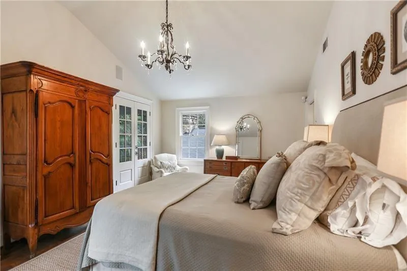 4855 Jett Road, Atlanta, Georgia 30327, 5 Bedrooms Bedrooms, ,5 BathroomsBathrooms,Residential,Sold,4855 Jett Road,6719243