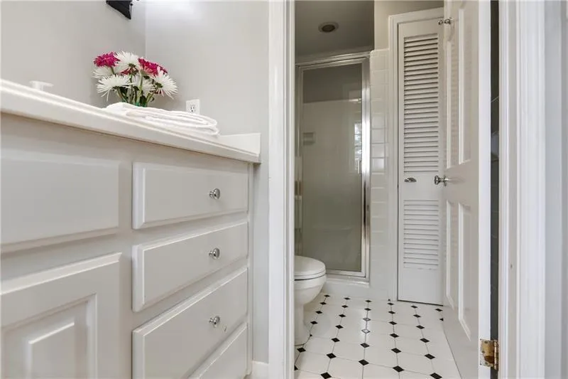 4855 Jett Road, Atlanta, Georgia 30327, 5 Bedrooms Bedrooms, ,5 BathroomsBathrooms,Residential,Sold,4855 Jett Road,6719243