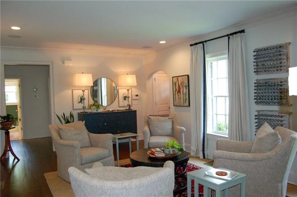 645 Greenview Avenue Ne, Atlanta, Georgia 30305, 4 Bedrooms Bedrooms, ,3 BathroomsBathrooms,Residential,For Sale,645 Greenview Avenue Ne,7615033