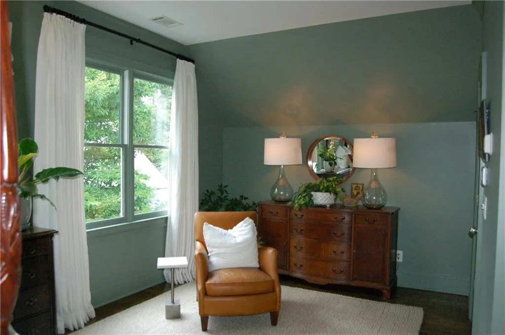 645 Greenview Avenue Ne, Atlanta, Georgia 30305, 4 Bedrooms Bedrooms, ,3 BathroomsBathrooms,Residential,For Sale,645 Greenview Avenue Ne,7615033