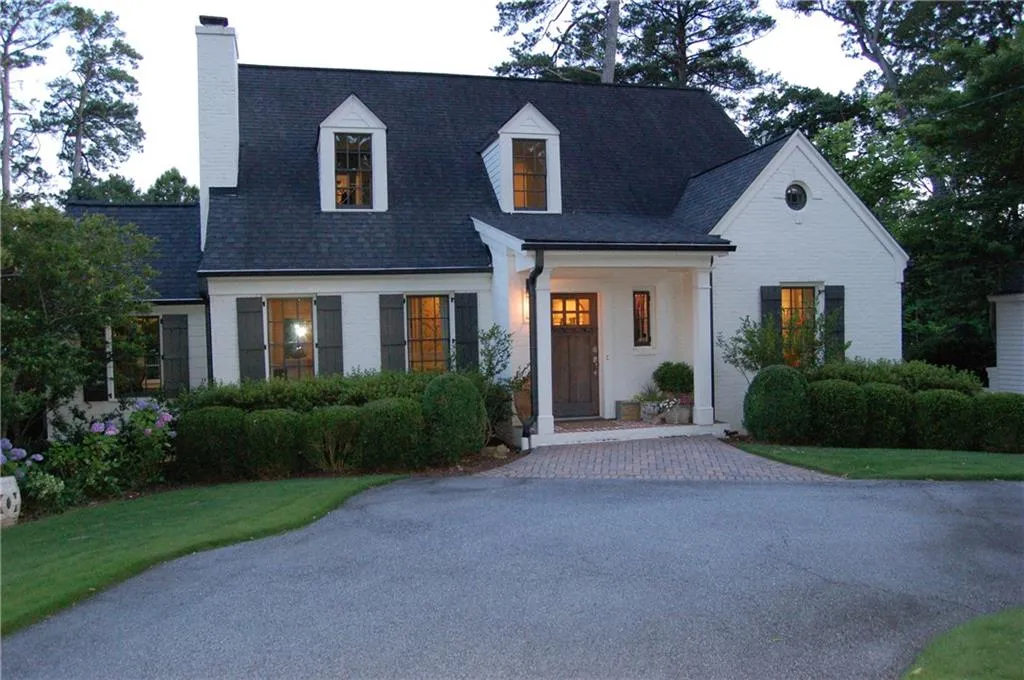 It doesn't get better than this beauty!  MOVE IN READY!