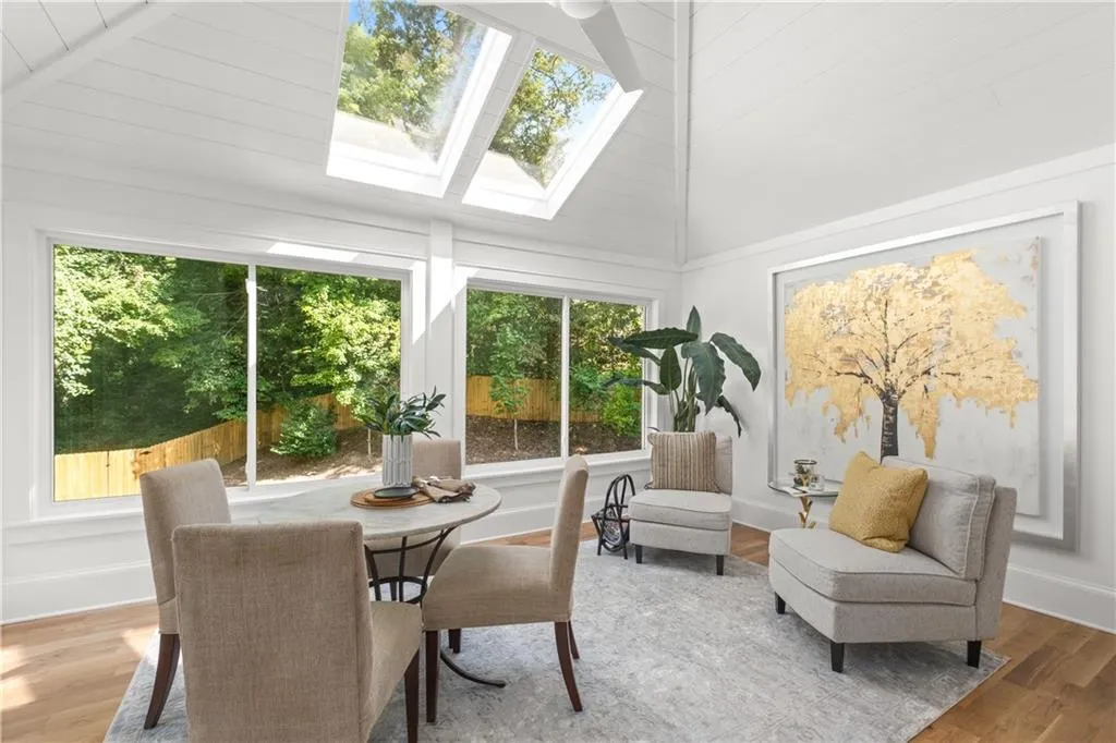 1080 Kingston Drive, Atlanta, Georgia 30342, 6 Bedrooms Bedrooms, ,4 BathroomsBathrooms,Residential,Sold,1080 Kingston Drive,7099074 1080 Kingston Drive, Atlanta, Georgia 30342, 6 Bedrooms Bedrooms, ,4 BathroomsBathrooms,Residential,Sold,1080 Kingston Drive,7099074