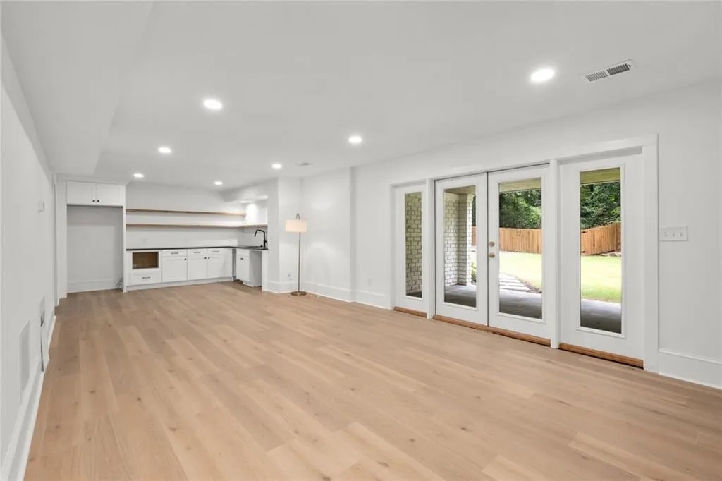 1080 Kingston Drive, Atlanta, Georgia 30342, 6 Bedrooms Bedrooms, ,4 BathroomsBathrooms,Residential,Sold,1080 Kingston Drive,7099074 1080 Kingston Drive, Atlanta, Georgia 30342, 6 Bedrooms Bedrooms, ,4 BathroomsBathrooms,Residential,Sold,1080 Kingston Drive,7099074