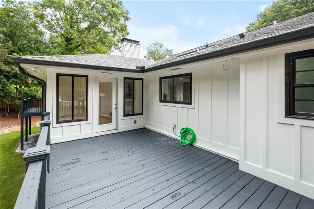 1080 Kingston Drive, Atlanta, Georgia 30342, 6 Bedrooms Bedrooms, ,4 BathroomsBathrooms,Residential,Sold,1080 Kingston Drive,7099074 1080 Kingston Drive, Atlanta, Georgia 30342, 6 Bedrooms Bedrooms, ,4 BathroomsBathrooms,Residential,Sold,1080 Kingston Drive,7099074