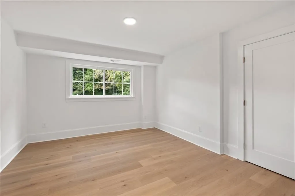 1080 Kingston Drive, Atlanta, Georgia 30342, 6 Bedrooms Bedrooms, ,4 BathroomsBathrooms,Residential,Sold,1080 Kingston Drive,7099074 1080 Kingston Drive, Atlanta, Georgia 30342, 6 Bedrooms Bedrooms, ,4 BathroomsBathrooms,Residential,Sold,1080 Kingston Drive,7099074