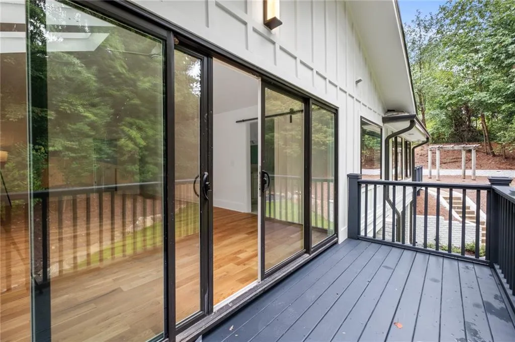 1080 Kingston Drive, Atlanta, Georgia 30342, 6 Bedrooms Bedrooms, ,4 BathroomsBathrooms,Residential,Sold,1080 Kingston Drive,7099074 1080 Kingston Drive, Atlanta, Georgia 30342, 6 Bedrooms Bedrooms, ,4 BathroomsBathrooms,Residential,Sold,1080 Kingston Drive,7099074