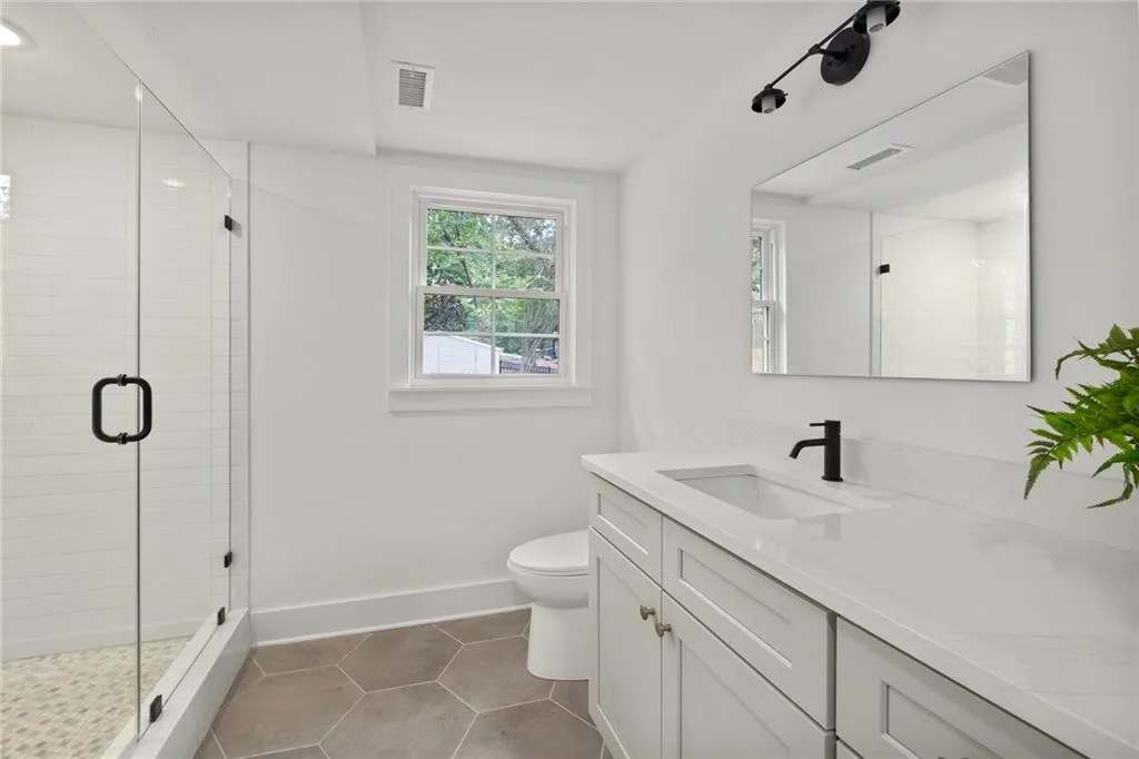 1080 Kingston Drive, Atlanta, Georgia 30342, 6 Bedrooms Bedrooms, ,4 BathroomsBathrooms,Residential,Sold,1080 Kingston Drive,7099074 1080 Kingston Drive, Atlanta, Georgia 30342, 6 Bedrooms Bedrooms, ,4 BathroomsBathrooms,Residential,Sold,1080 Kingston Drive,7099074