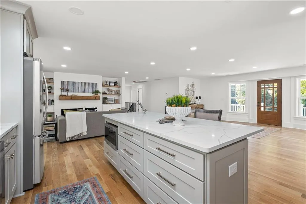 1080 Kingston Drive, Atlanta, Georgia 30342, 6 Bedrooms Bedrooms, ,4 BathroomsBathrooms,Residential,Sold,1080 Kingston Drive,7099074 1080 Kingston Drive, Atlanta, Georgia 30342, 6 Bedrooms Bedrooms, ,4 BathroomsBathrooms,Residential,Sold,1080 Kingston Drive,7099074