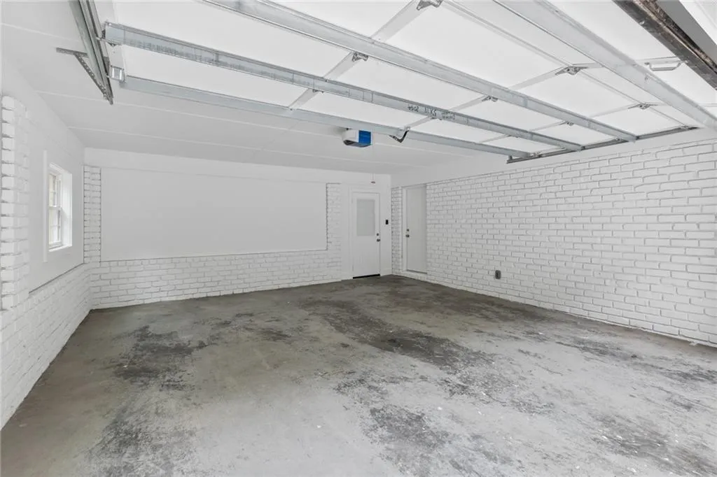 1080 Kingston Drive, Atlanta, Georgia 30342, 6 Bedrooms Bedrooms, ,4 BathroomsBathrooms,Residential,Sold,1080 Kingston Drive,7099074 1080 Kingston Drive, Atlanta, Georgia 30342, 6 Bedrooms Bedrooms, ,4 BathroomsBathrooms,Residential,Sold,1080 Kingston Drive,7099074