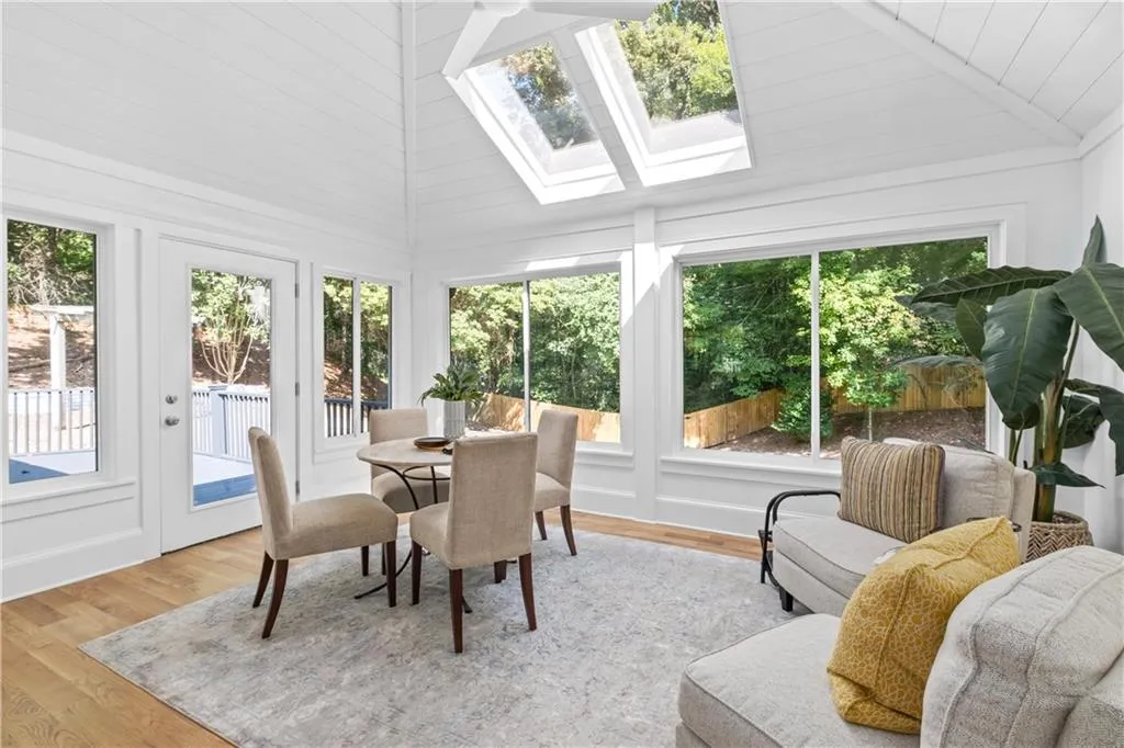 1080 Kingston Drive, Atlanta, Georgia 30342, 6 Bedrooms Bedrooms, ,4 BathroomsBathrooms,Residential,Sold,1080 Kingston Drive,7099074 1080 Kingston Drive, Atlanta, Georgia 30342, 6 Bedrooms Bedrooms, ,4 BathroomsBathrooms,Residential,Sold,1080 Kingston Drive,7099074