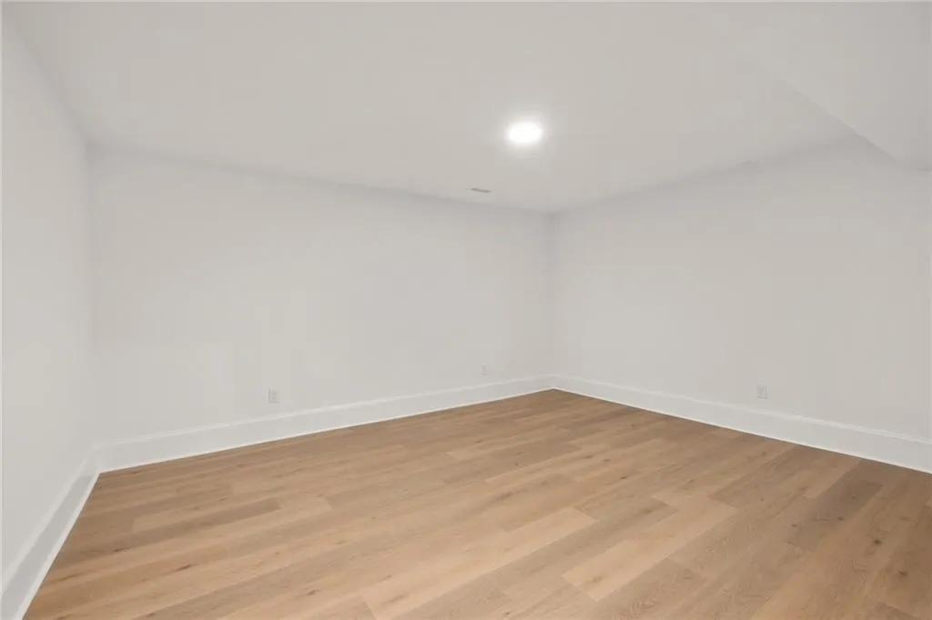 1080 Kingston Drive, Atlanta, Georgia 30342, 6 Bedrooms Bedrooms, ,4 BathroomsBathrooms,Residential,Sold,1080 Kingston Drive,7099074 1080 Kingston Drive, Atlanta, Georgia 30342, 6 Bedrooms Bedrooms, ,4 BathroomsBathrooms,Residential,Sold,1080 Kingston Drive,7099074