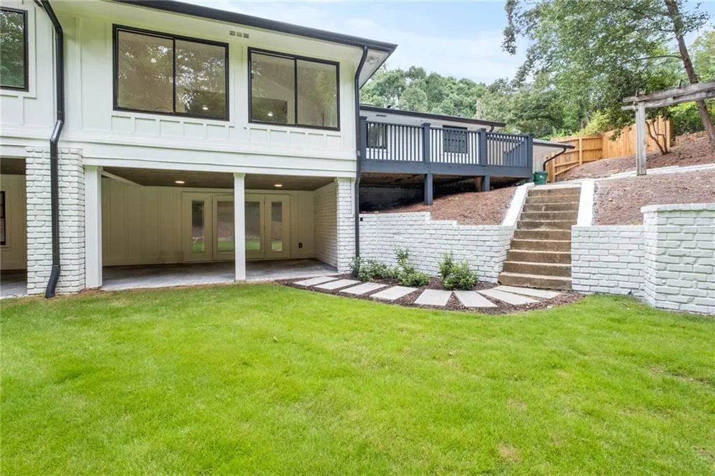 1080 Kingston Drive, Atlanta, Georgia 30342, 6 Bedrooms Bedrooms, ,4 BathroomsBathrooms,Residential,Sold,1080 Kingston Drive,7099074 1080 Kingston Drive, Atlanta, Georgia 30342, 6 Bedrooms Bedrooms, ,4 BathroomsBathrooms,Residential,Sold,1080 Kingston Drive,7099074