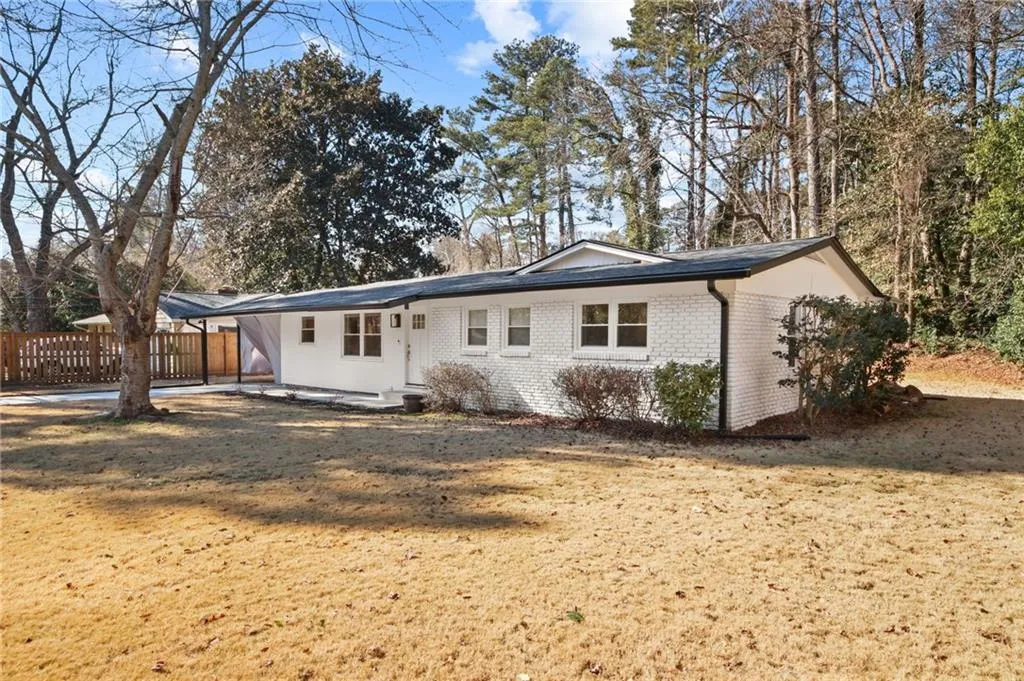 310 Brook Drive, Atlanta, Georgia 30328, 3 Bedrooms Bedrooms, ,2 BathroomsBathrooms,Residential,For Sale,310 Brook Drive,7713930
