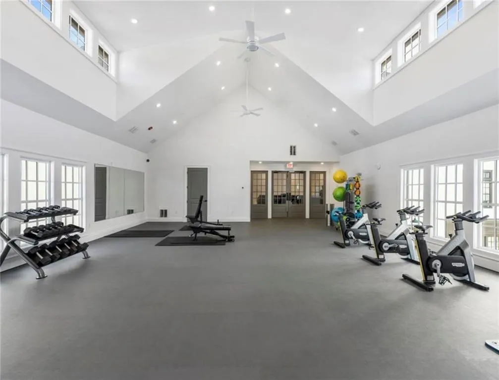 6637 Cadence Boulevard, Atlanta, Georgia 30328, 4 Bedrooms Bedrooms, ,4 BathroomsBathrooms,Residential,Sold,6637 Cadence Boulevard,7412813