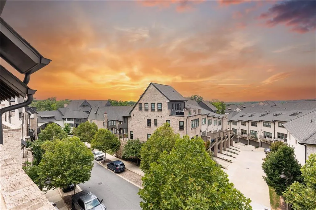 6637 Cadence Boulevard, Atlanta, Georgia 30328, 4 Bedrooms Bedrooms, ,4 BathroomsBathrooms,Residential,Sold,6637 Cadence Boulevard,7412813