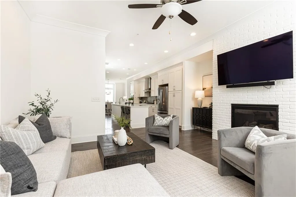 6637 Cadence Boulevard, Atlanta, Georgia 30328, 4 Bedrooms Bedrooms, ,4 BathroomsBathrooms,Residential,Sold,6637 Cadence Boulevard,7412813