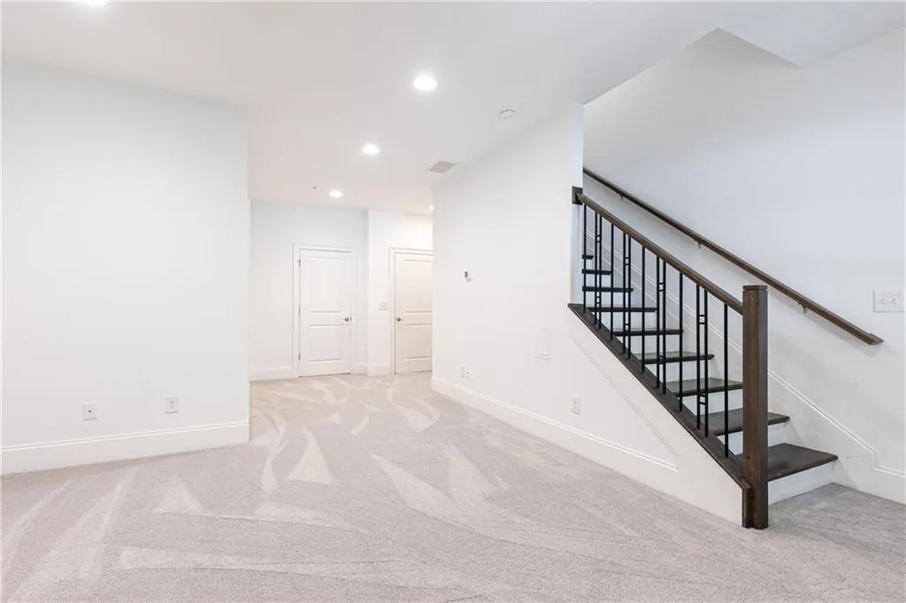 6637 Cadence Boulevard, Atlanta, Georgia 30328, 4 Bedrooms Bedrooms, ,4 BathroomsBathrooms,Residential,Sold,6637 Cadence Boulevard,7412813