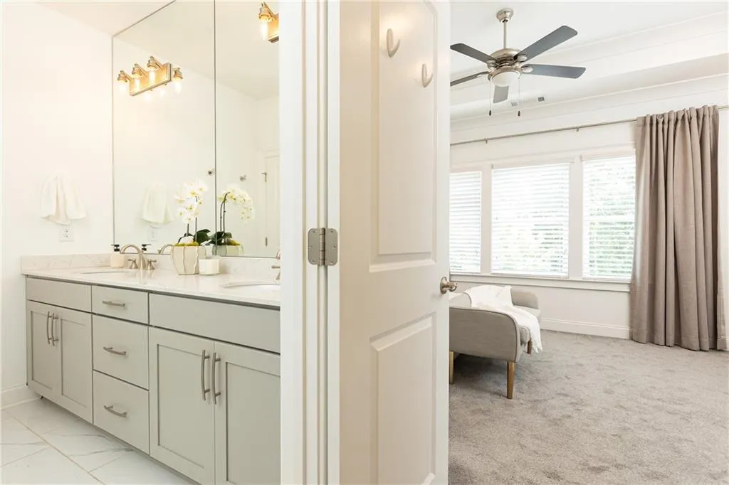 6637 Cadence Boulevard, Atlanta, Georgia 30328, 4 Bedrooms Bedrooms, ,4 BathroomsBathrooms,Residential,Sold,6637 Cadence Boulevard,7412813