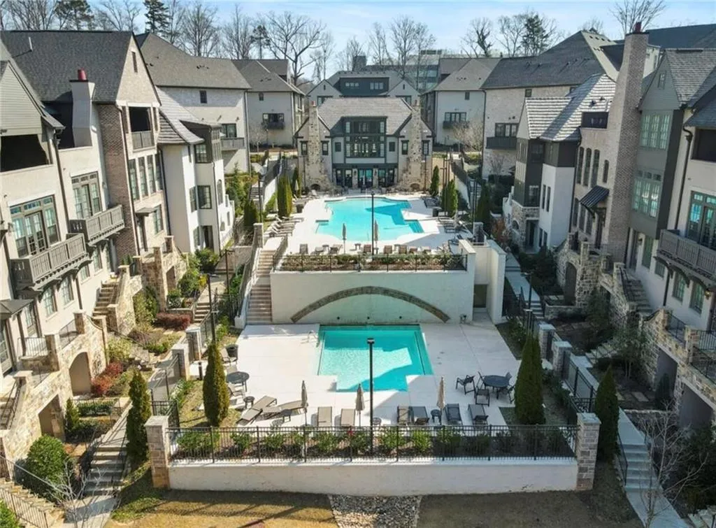 6637 Cadence Boulevard, Atlanta, Georgia 30328, 4 Bedrooms Bedrooms, ,4 BathroomsBathrooms,Residential,Sold,6637 Cadence Boulevard,7412813