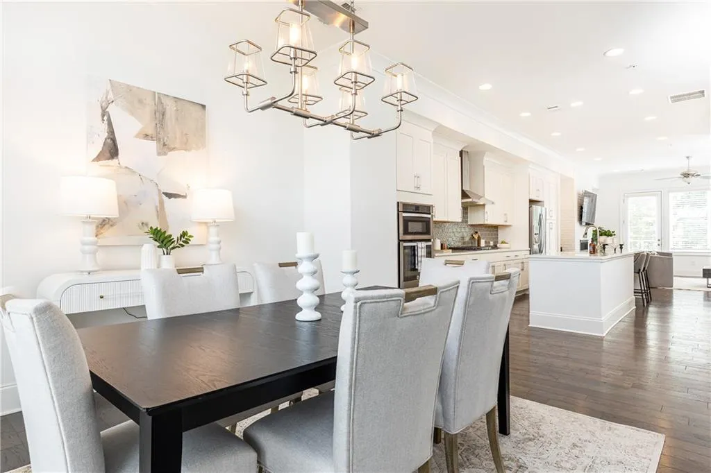 6637 Cadence Boulevard, Atlanta, Georgia 30328, 4 Bedrooms Bedrooms, ,4 BathroomsBathrooms,Residential,Sold,6637 Cadence Boulevard,7412813