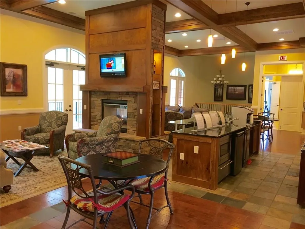 200 River Vista Drive Unit 625, Atlanta, Georgia 30339, 2 Bedrooms Bedrooms, ,2 BathroomsBathrooms,Residential,Sold,200 River Vista Drive Unit 625,5829265
