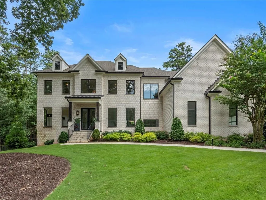 4736 Lake Forrest Drive