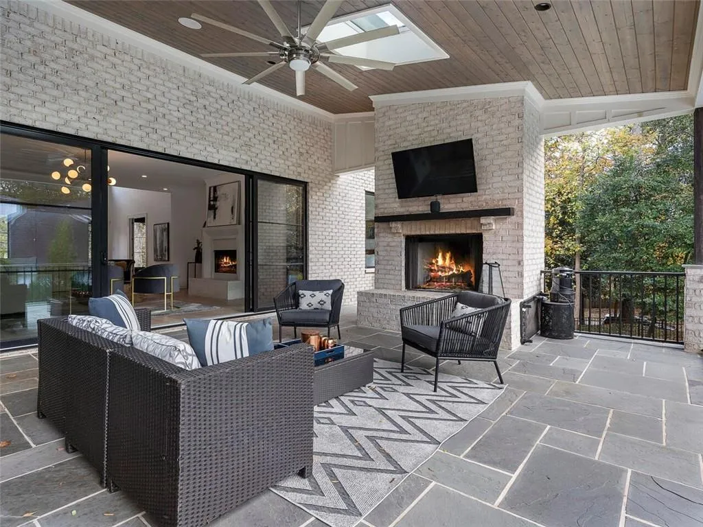 4736 Lake Forrest Drive, Sandy Springs, Georgia 30342, 6 Bedrooms Bedrooms, ,6 BathroomsBathrooms,Residential,Sold,4736 Lake Forrest Drive,6970968 4736 Lake Forrest Drive, Sandy Springs, Georgia 30342, 6 Bedrooms Bedrooms, ,6 BathroomsBathrooms,Residential,Sold,4736 Lake Forrest Drive,6970968