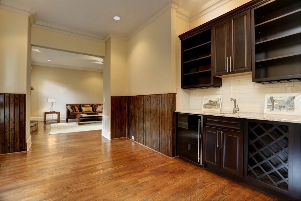 75 Spruell Springs Road, Atlanta, Georgia 30342, 4 Bedrooms Bedrooms, ,3 BathroomsBathrooms,Residential,Sold,75 Spruell Springs Road,5652335