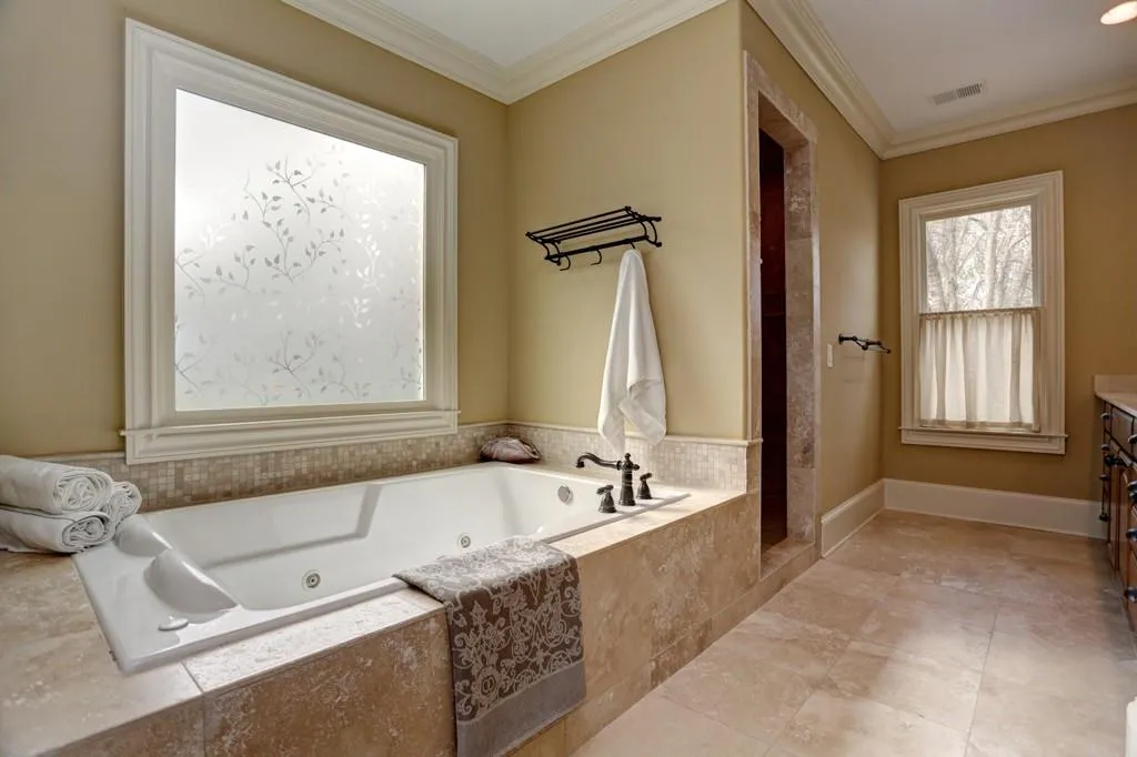 75 Spruell Springs Road, Atlanta, Georgia 30342, 4 Bedrooms Bedrooms, ,3 BathroomsBathrooms,Residential,Sold,75 Spruell Springs Road,5652335