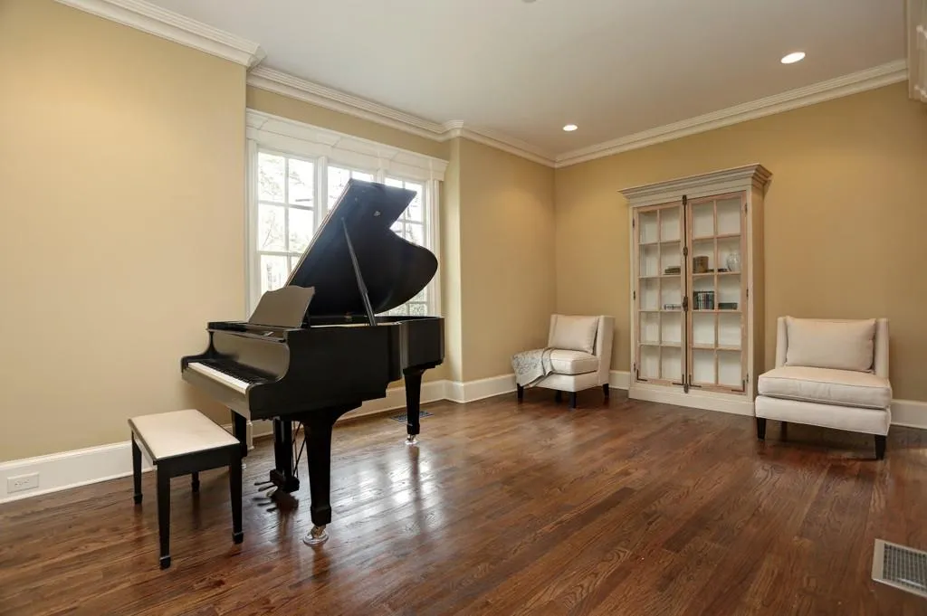 75 Spruell Springs Road, Atlanta, Georgia 30342, 4 Bedrooms Bedrooms, ,3 BathroomsBathrooms,Residential,Sold,75 Spruell Springs Road,5652335