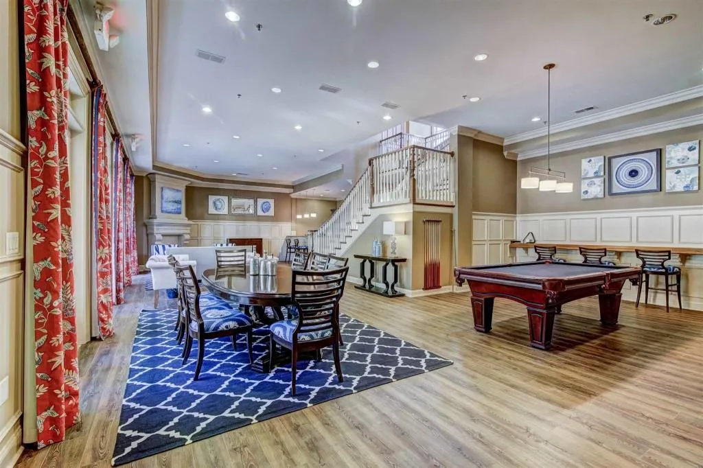 5470 Glenridge Park, Atlanta, Georgia 30342, 2 Bedrooms Bedrooms, ,2 BathroomsBathrooms,Residential,Sold,5470 Glenridge Park,5941806