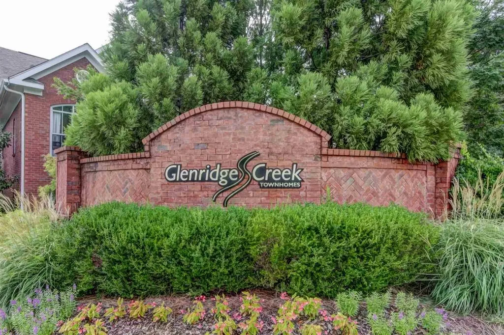 5470 Glenridge Park, Atlanta, Georgia 30342, 2 Bedrooms Bedrooms, ,2 BathroomsBathrooms,Residential,Sold,5470 Glenridge Park,5941806