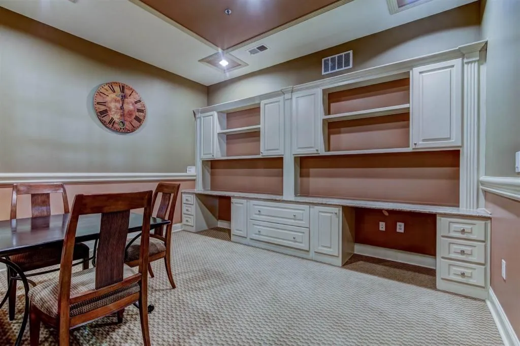 5470 Glenridge Park, Atlanta, Georgia 30342, 2 Bedrooms Bedrooms, ,2 BathroomsBathrooms,Residential,Sold,5470 Glenridge Park,5941806