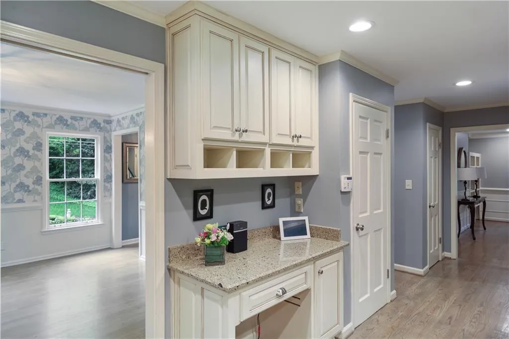 505 North Harbor Drive, Sandy Springs, Georgia 30328, 4 Bedrooms Bedrooms, ,3 BathroomsBathrooms,Residential,Sold,505 North Harbor Drive,7378426