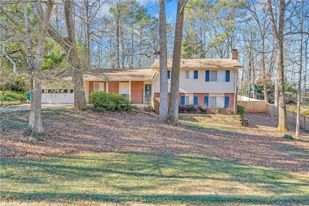 6500 Williamson Drive, Sandy Springs, Georgia 30328, 4 Bedrooms Bedrooms, ,3 BathroomsBathrooms,Residential,Sold,6500 Williamson Drive,6114268