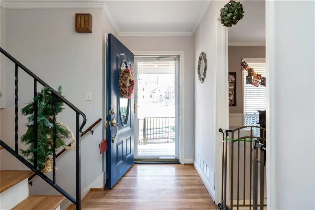 6500 Williamson Drive, Sandy Springs, Georgia 30328, 4 Bedrooms Bedrooms, ,3 BathroomsBathrooms,Residential,Sold,6500 Williamson Drive,6114268