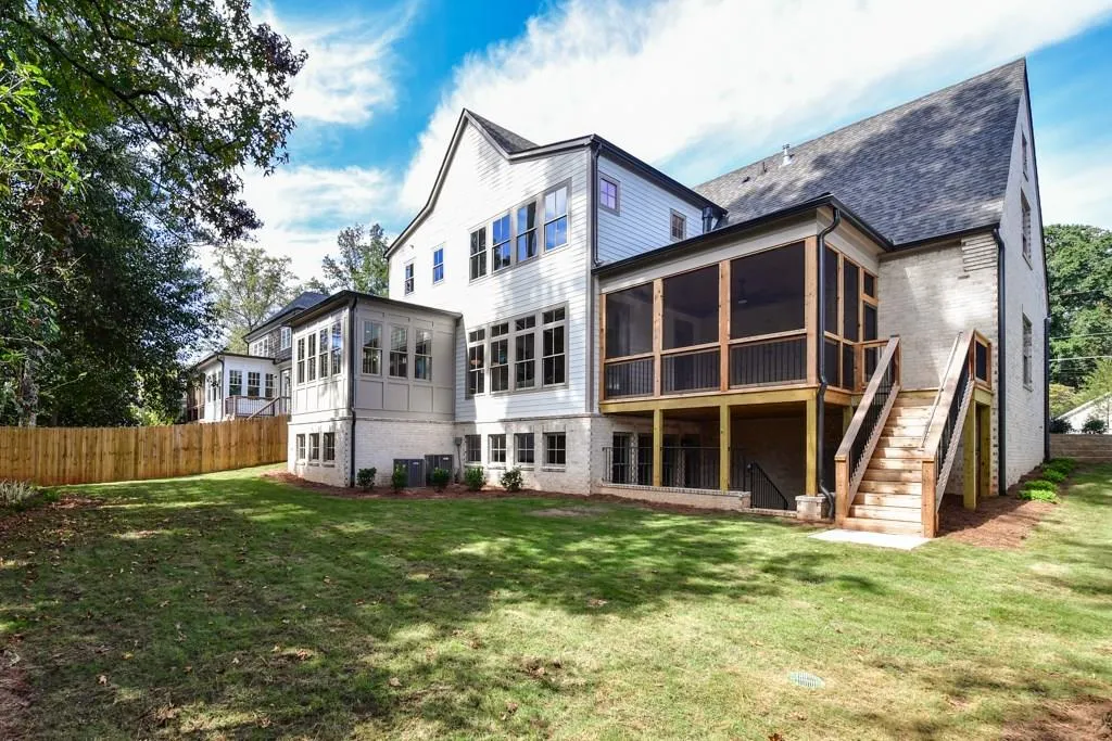 455 Brookfield Drive Ne, Sandy Springs, Georgia 30342, 5 Bedrooms Bedrooms, ,3 BathroomsBathrooms,Residential,Sold,455 Brookfield Drive Ne,6089148