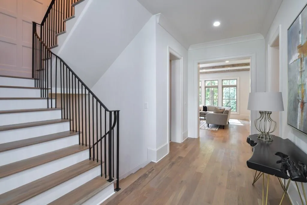 455 Brookfield Drive Ne, Sandy Springs, Georgia 30342, 5 Bedrooms Bedrooms, ,3 BathroomsBathrooms,Residential,Sold,455 Brookfield Drive Ne,6089148