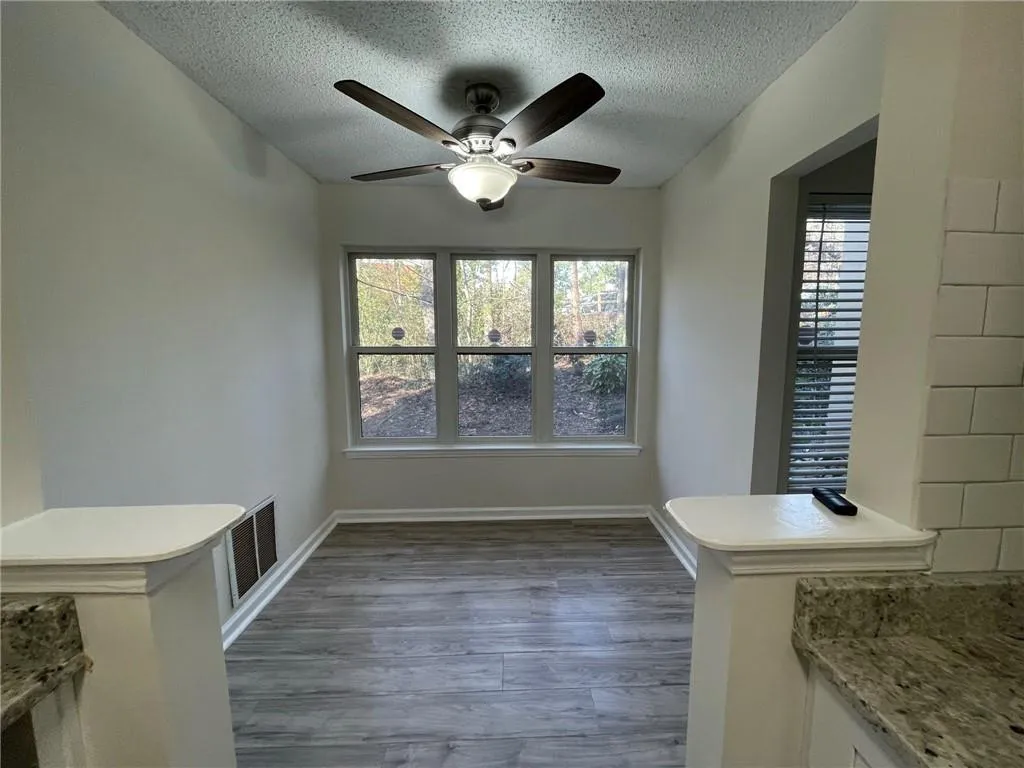 2002 Huntingdon Chase, Sandy Springs, Georgia 30350, 2 Bedrooms Bedrooms, ,2 BathroomsBathrooms,Residential,Sold,2002 Huntingdon Chase,7001493