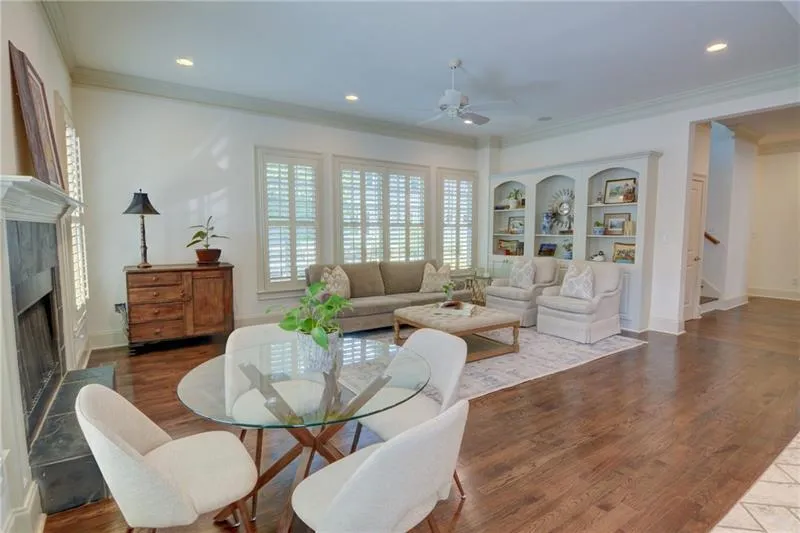 1764 Defoor Avenue Nw, Atlanta, Georgia 30318, 4 Bedrooms Bedrooms, ,3 BathroomsBathrooms,Residential,For Sale,1764 Defoor Avenue Nw,7656250